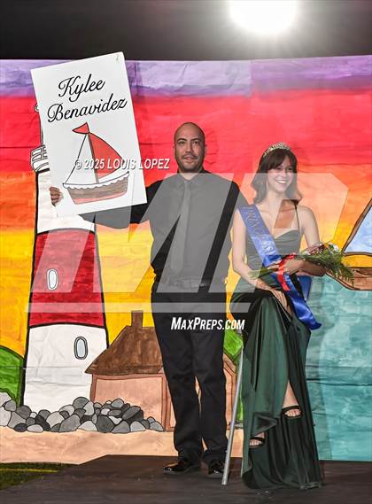 Thumbnail 2 in Claremont @ Charter Oak (Homecoming) photogallery.