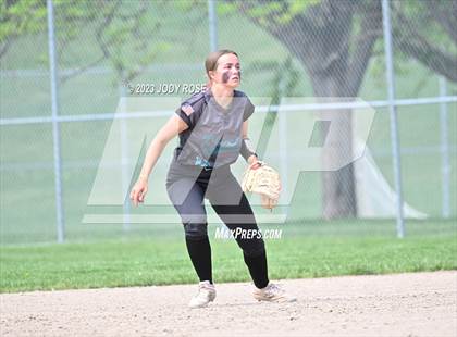 Thumbnail 2 in Farmington vs Herriman (UHSAA 6A Bracket 2 Round 1 - Game 1) photogallery.
