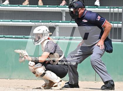 Thumbnail 3 in Farmington vs Herriman (UHSAA 6A Bracket 2 Round 1 - Game 1) photogallery.