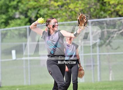 Thumbnail 2 in Farmington vs Herriman (UHSAA 6A Bracket 2 Round 1 - Game 1) photogallery.