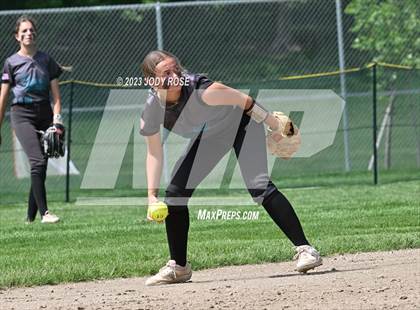 Thumbnail 1 in Farmington vs Herriman (UHSAA 6A Bracket 2 Round 1 - Game 1) photogallery.