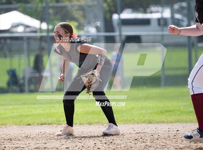 Thumbnail 2 in Farmington vs Herriman (UHSAA 6A Bracket 2 Round 1 - Game 1) photogallery.