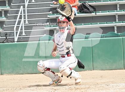 Thumbnail 3 in Farmington vs Herriman (UHSAA 6A Bracket 2 Round 1 - Game 1) photogallery.