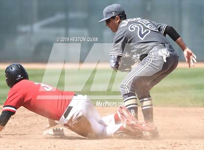 Thumbnail 1 in Birmingham vs. Shaker Heights (National Classic) photogallery.