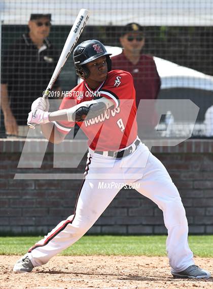 Thumbnail 2 in Birmingham vs. Shaker Heights (National Classic) photogallery.