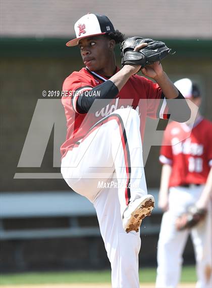 Thumbnail 3 in Birmingham vs. Shaker Heights (National Classic) photogallery.