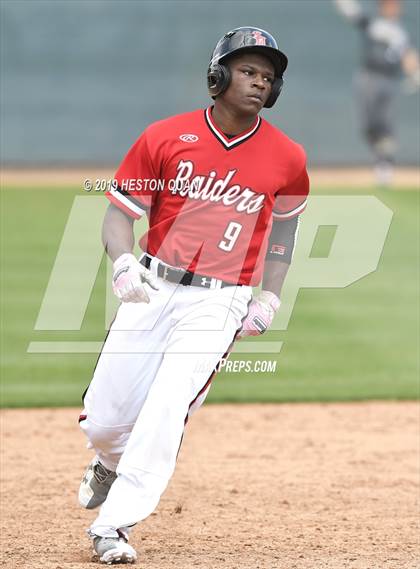 Thumbnail 2 in Birmingham vs. Shaker Heights (National Classic) photogallery.