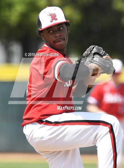 Thumbnail 2 in Birmingham vs. Shaker Heights (National Classic) photogallery.
