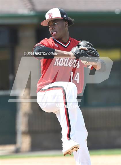 Thumbnail 1 in Birmingham vs. Shaker Heights (National Classic) photogallery.