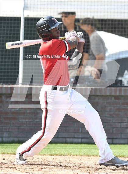 Thumbnail 2 in Birmingham vs. Shaker Heights (National Classic) photogallery.