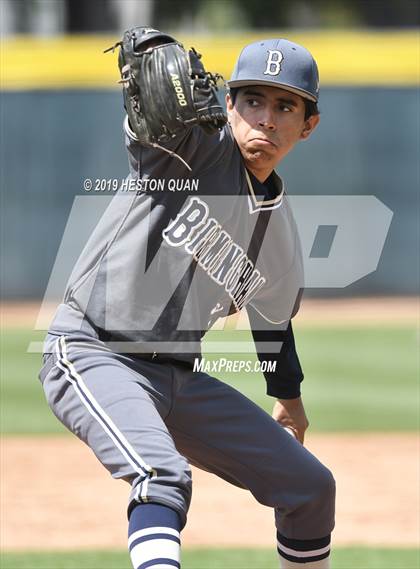 Thumbnail 1 in Birmingham vs. Shaker Heights (National Classic) photogallery.
