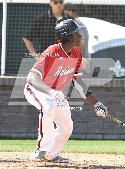 Thumbnail 1 in Birmingham vs. Shaker Heights (National Classic) photogallery.
