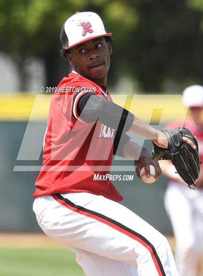 Thumbnail 3 in Birmingham vs. Shaker Heights (National Classic) photogallery.