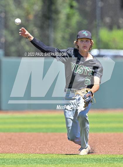 Thumbnail 2 in Broomfield vs. Mountain Vista (CHSAA 5A State 1st Round) photogallery.