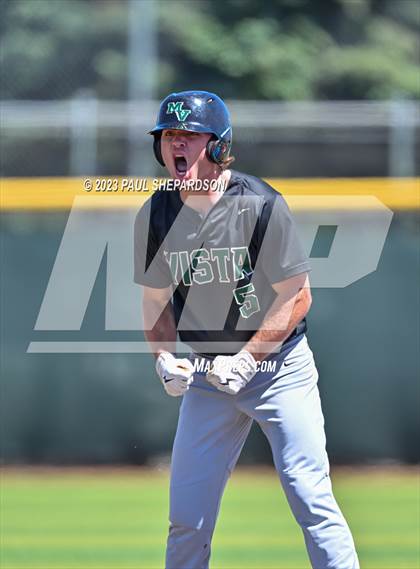 Thumbnail 2 in Broomfield vs. Mountain Vista (CHSAA 5A State 1st Round) photogallery.