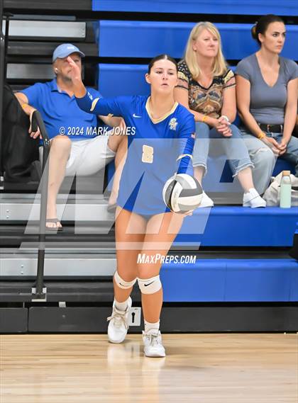 Thumbnail 2 in Santa Margarita vs. Mica Mountain (Nike TOC Southwest) photogallery.