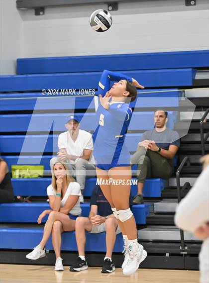 Thumbnail 3 in Santa Margarita vs. Mica Mountain (Nike TOC Southwest) photogallery.