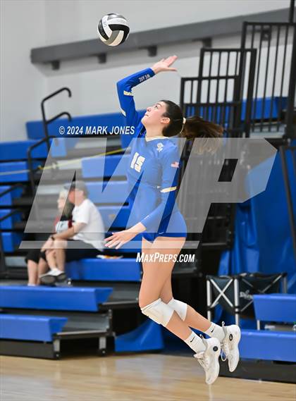 Thumbnail 2 in Santa Margarita vs. Mica Mountain (Nike TOC Southwest) photogallery.