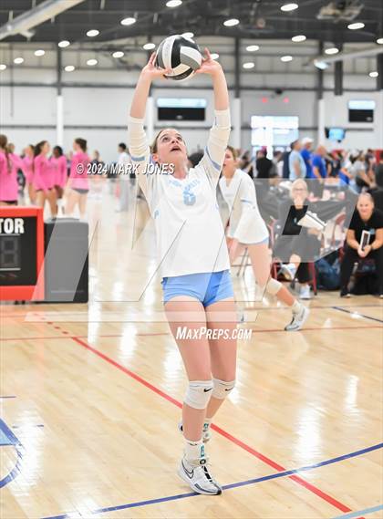 Thumbnail 2 in Santa Margarita vs. Mica Mountain (Nike TOC Southwest) photogallery.
