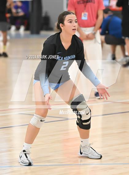 Thumbnail 2 in Santa Margarita vs. Mica Mountain (Nike TOC Southwest) photogallery.
