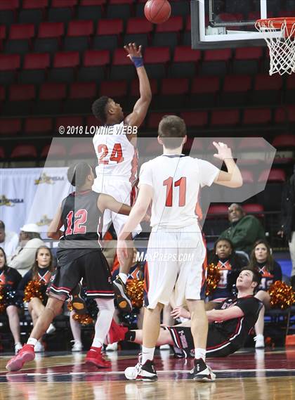Thumbnail 3 in Half Hollow Hills East vs. Liverpool (NYSPHSAA Class AA Final) photogallery.