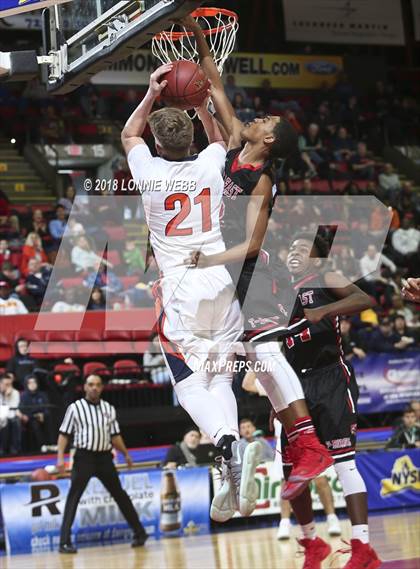 Thumbnail 1 in Half Hollow Hills East vs. Liverpool (NYSPHSAA Class AA Final) photogallery.