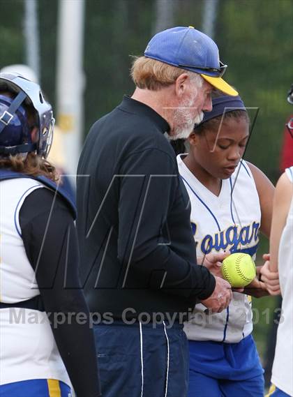 Thumbnail 3 in Morgan @ Haddam-Killingworth (Shoreline Conference Final) photogallery.