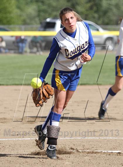 Thumbnail 3 in Morgan @ Haddam-Killingworth (Shoreline Conference Final) photogallery.