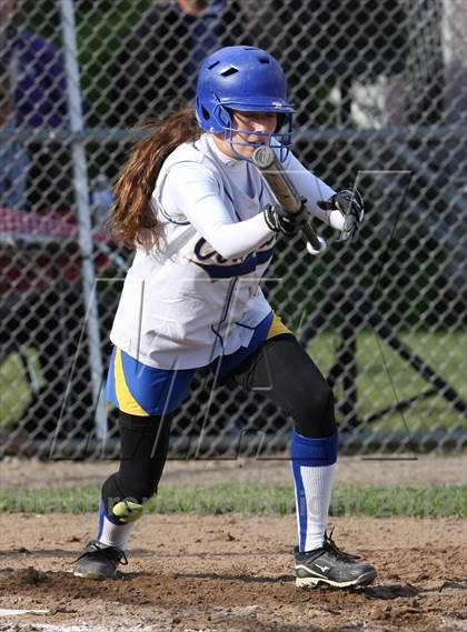 Thumbnail 1 in Morgan @ Haddam-Killingworth (Shoreline Conference Final) photogallery.
