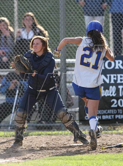 Thumbnail 1 in Morgan @ Haddam-Killingworth (Shoreline Conference Final) photogallery.