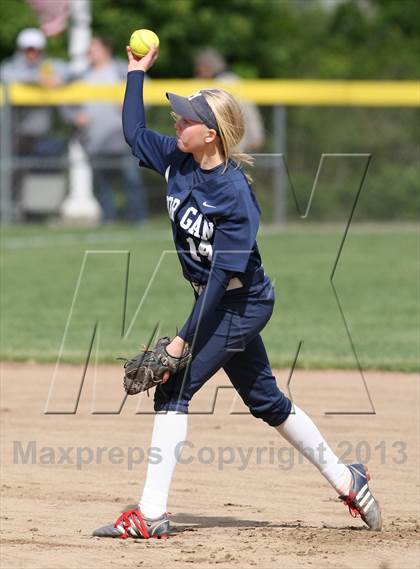 Thumbnail 3 in Morgan @ Haddam-Killingworth (Shoreline Conference Final) photogallery.
