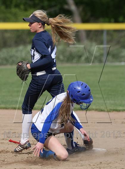 Thumbnail 1 in Morgan @ Haddam-Killingworth (Shoreline Conference Final) photogallery.