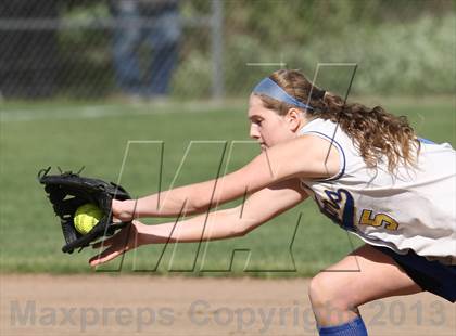 Thumbnail 3 in Morgan @ Haddam-Killingworth (Shoreline Conference Final) photogallery.