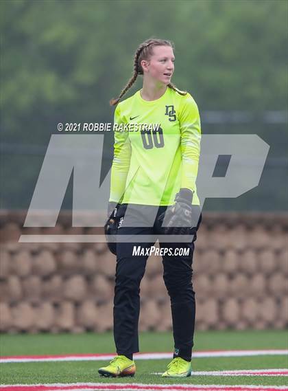 Thumbnail 1 in Dripping Springs vs. Wakeland (UIL 5A Final) photogallery.