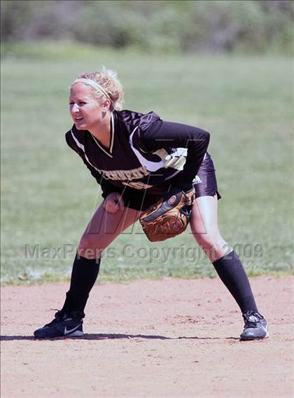 Thumbnail 1 in Southwestern vs JFK (Section 6 Class B Prequarterfinal) photogallery.