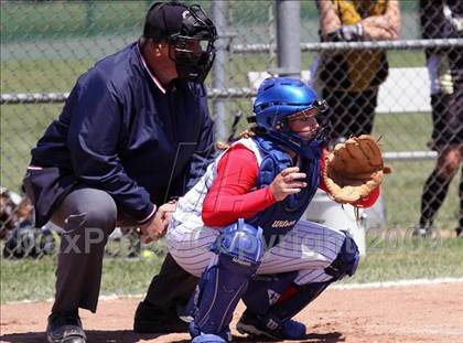 Thumbnail 3 in Southwestern vs JFK (Section 6 Class B Prequarterfinal) photogallery.