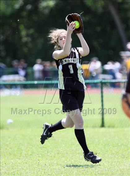 Thumbnail 3 in Southwestern vs JFK (Section 6 Class B Prequarterfinal) photogallery.