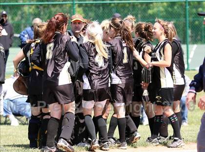 Thumbnail 2 in Southwestern vs JFK (Section 6 Class B Prequarterfinal) photogallery.