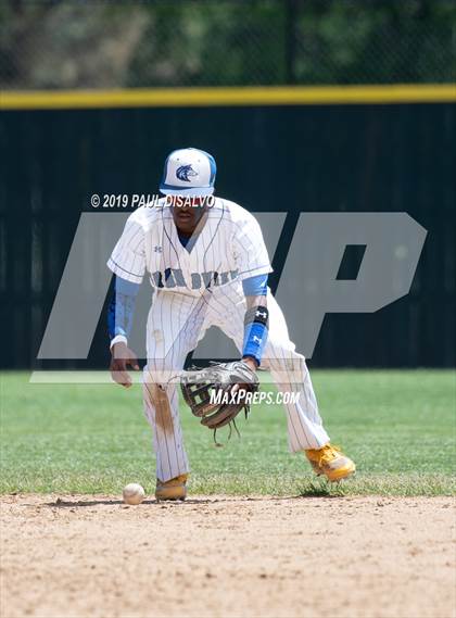Thumbnail 2 in Grandview vs. Cherry Creek (CHSAA 5A Semi-Final) photogallery.