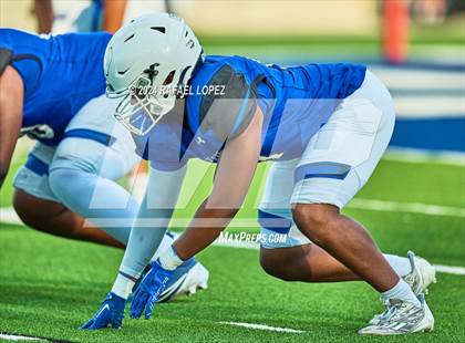 Thumbnail 2 in Atascocita vs King (A Team) photogallery.