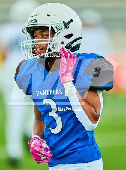 Thumbnail 2 in Atascocita vs King (A Team) photogallery.