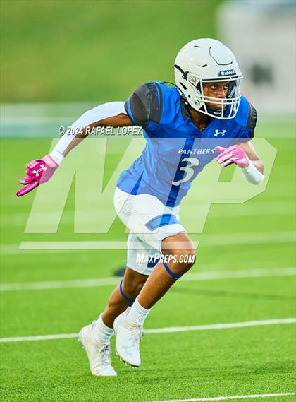 Thumbnail 3 in Atascocita vs King (A Team) photogallery.