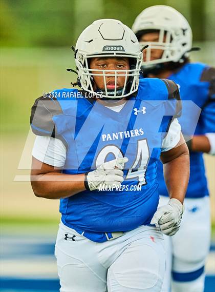 Thumbnail 3 in Atascocita vs King (A Team) photogallery.
