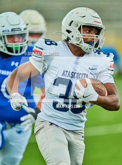 Thumbnail 3 in Atascocita vs King (A Team) photogallery.