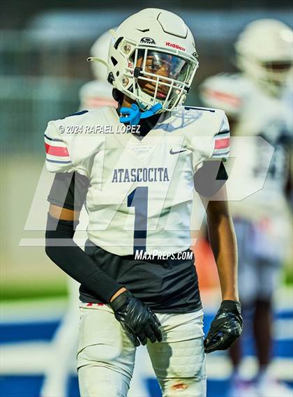 Thumbnail 2 in Atascocita vs King (A Team) photogallery.