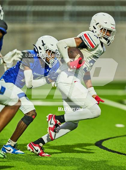 Thumbnail 3 in Atascocita vs King (A Team) photogallery.
