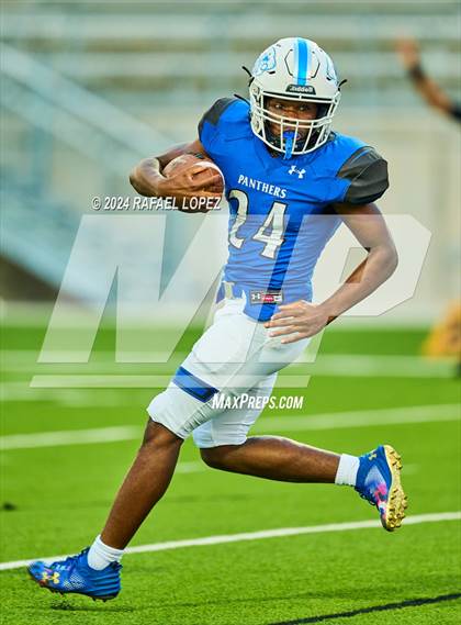 Thumbnail 2 in Atascocita vs King (A Team) photogallery.