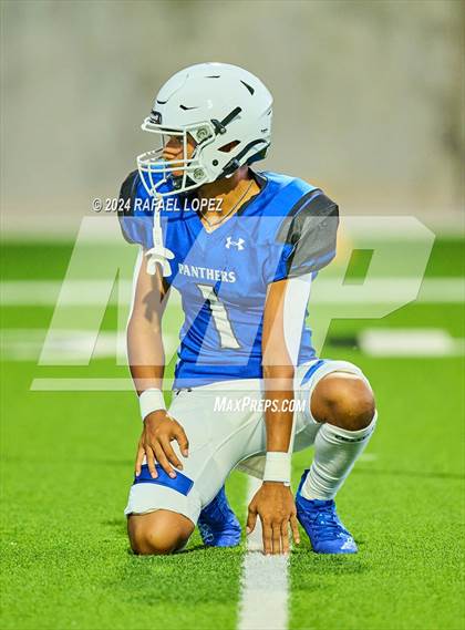 Thumbnail 3 in Atascocita vs King (A Team) photogallery.