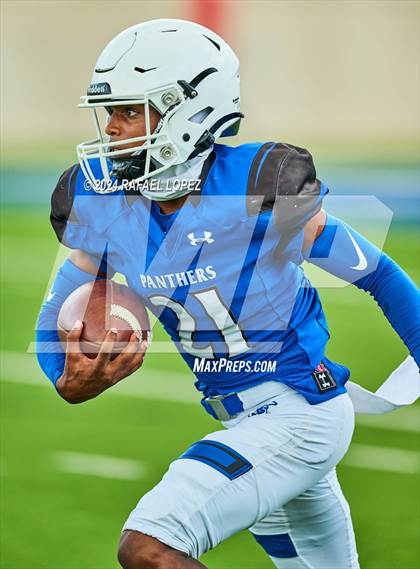 Thumbnail 1 in Atascocita vs King (A Team) photogallery.