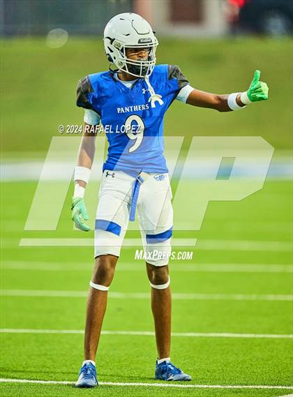 Thumbnail 2 in Atascocita vs King (A Team) photogallery.